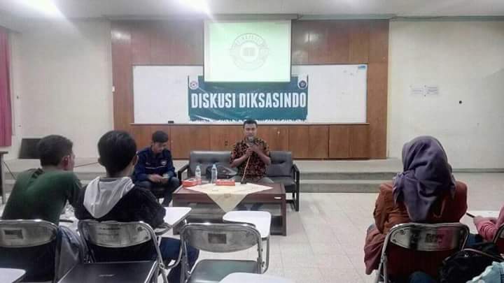 LEO ZAINY BERBAGI ILMU DRAMA