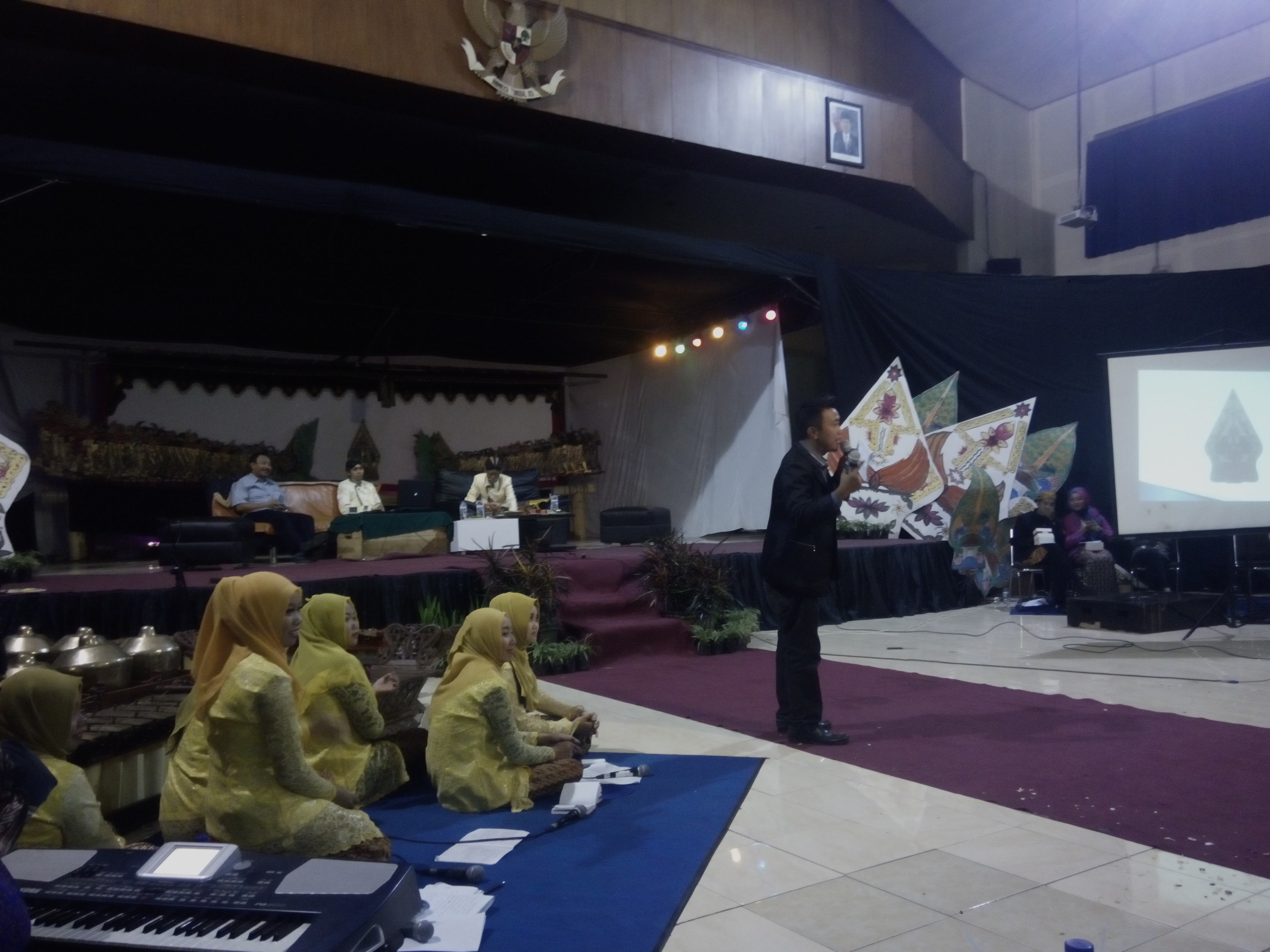 SEMARAK MALAM BUDAYA SASTRA INDONESIA