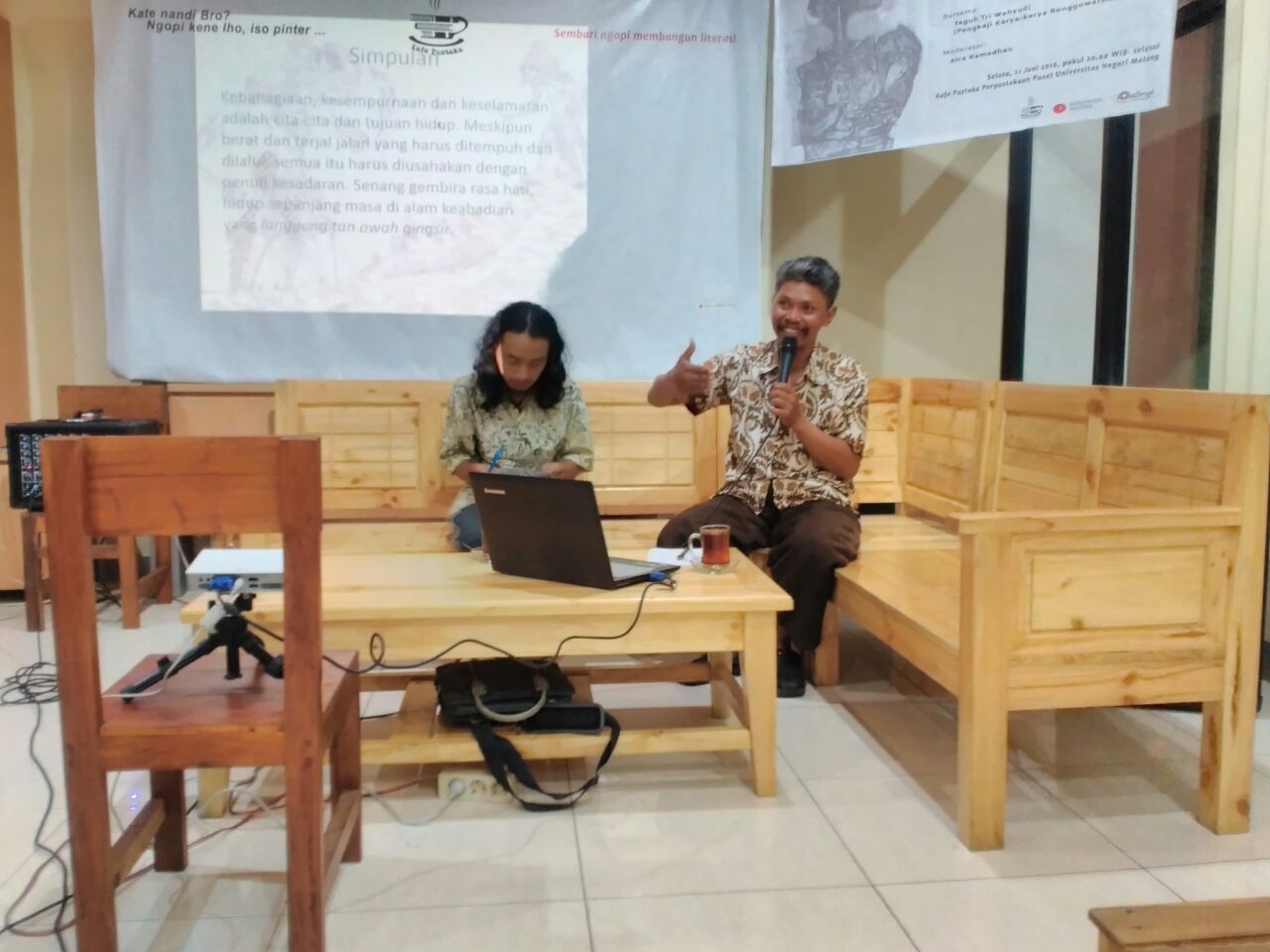 BELAJAR HIDUP DARI RONGGOWARSITO