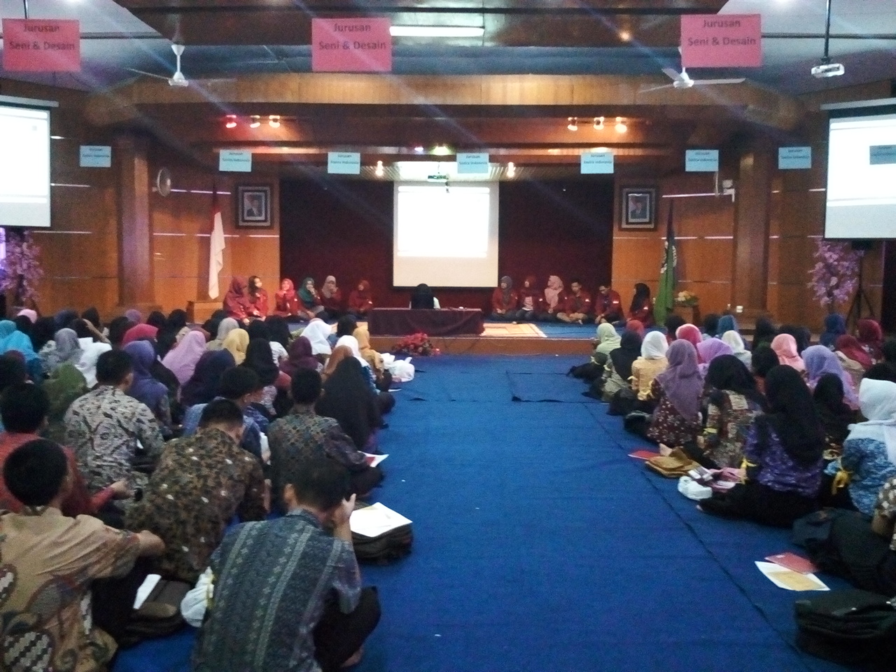 Hari Terakhir PKKMB, Maba Dikenalkan dengan HMJ